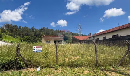 VENDO TERRENO DE OPORTUNIDADE PARA INVESTIDORES EM AMPARO