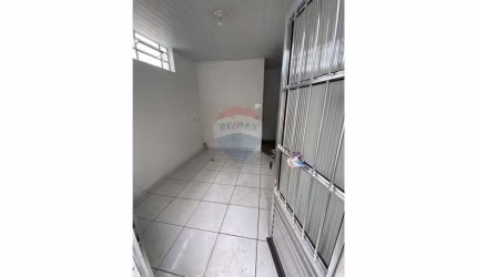 CASA 2/4 PARA ALUGAR NA VILA MUNICIPAL (LOCALIZAÇÃO PRIVILEGIADA)