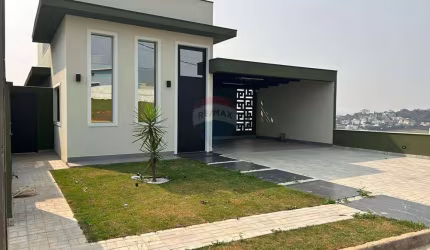 Casa Condomínio Villa Real ACEITA PERMUTA