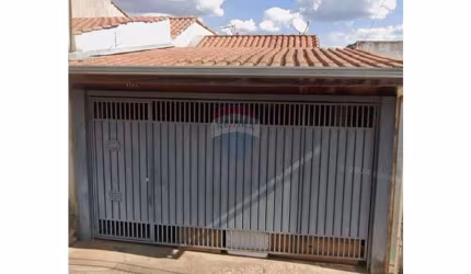 OPORTUNIDADE - CASA 2/4 NO SÃO LOURENÇO