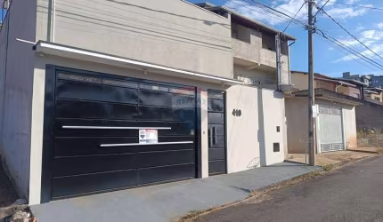 Casa Térrea com Suíte, Closet, Jardim de Inverno e Escritório – Residencial dos Lagos