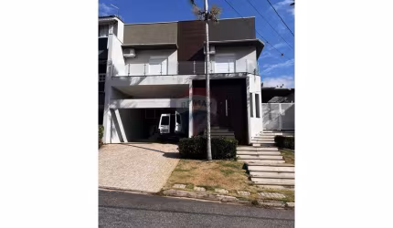 Aluguel - Conforto e Sofisticação em Casa Térrea no Euroville I