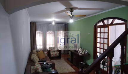 Sobrado com 3 dormitórios à venda, 131 m² por R$ 700.000,00 - Cupecê - São Paulo/SP