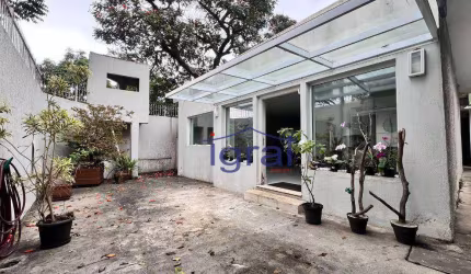 Sobrado com 3 dormitórios para alugar, 200 m² por R$ 13.582,20/mês - Moema - São Paulo/SP