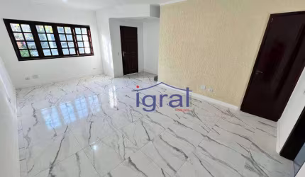 Sobrado em Condomínio Fechado com 3 dormitórios/1 suíte à venda -  188 m² por R$ 705.- Vila Campestre - São Paulo/SP