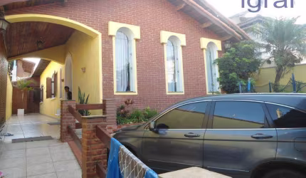 Casa com 3 dormitórios à venda, 336 m² por R$ 900.000,00 - Cidade Vargas - São Paulo/SP