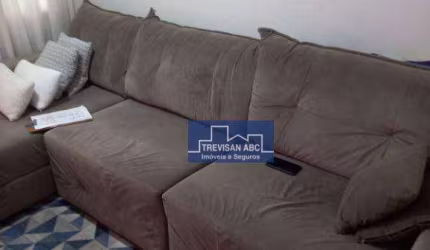 Sobrado à venda no Jd Calux/SBC - 3 dorms, 1 suíte, quintal com churrasqueira e 1 vaga; 155m²