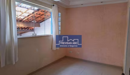 Casa à venda no Planalto/SBC - 3 dorms, 1 suíte e 2 vagas; 128m²
