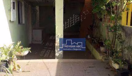 Casa à venda na Vila Euclides/SBC - 3 dorms, área de serviço, horta e 2 vagas; 400m²