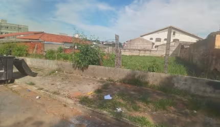 Terreno COM 600 M² a venda Jd Zulmira