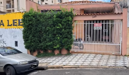 Casa a venda na Vila Santana