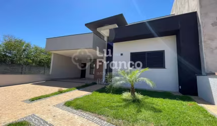 Casa em Condomínio para Venda em Hortolândia, Parque Ortolândia, 3 dormitórios, 1 suíte, 3 banheiros, 4 vagas