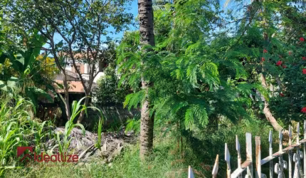 Terreno à venda no Perocão, Guarapari  por R$ 350.000