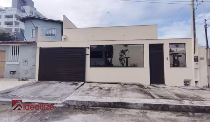 Casa com 4 quartos à venda no Enseada Azul, Guarapari , 210 m2 por R$ 780.000