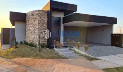 CONDOMÍNIO RESIDENCIAL VILLA DE LEON 01