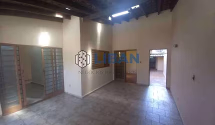 CASA  MARY DOTA, PRÓXIMO AO CONFIANÇA