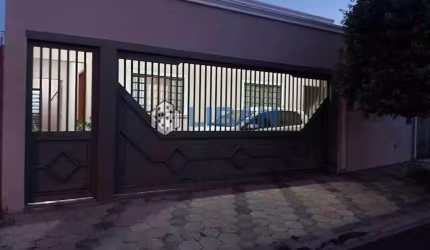 ALUGA-SE EXCELENTE RESIDÊNCIA VILA INDUSTRIAL PRÓX. FIB