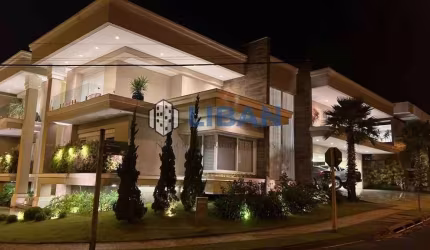 CASA LINDA COM ELEVADOR NO CONDOMÍNIO LAGO SUL