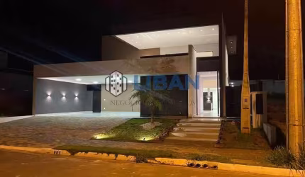 Linda casa no Condomínio villa Dumont
