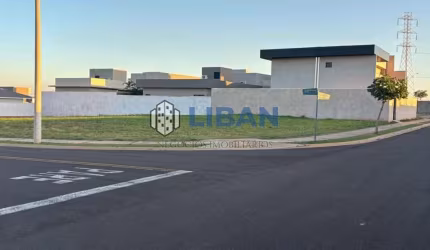 Terreno de esquina 552m² na parte alta do Cyrela Estoril R$ 550 mil