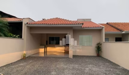 Casa com 3 quartos à venda na Loteamento Praia Grande, Praia do Ervino, São Francisco do Sul, 106 m2 por R$ 520.000