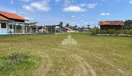 Terreno à venda na Loteamento Sayonara, Praia do Ervino, São Francisco do Sul por R$ 265.000
