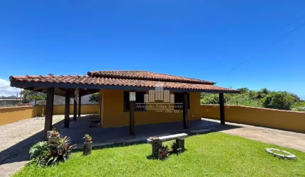 Casa com 2 quartos à venda na Loteamento Jardim Curitiba, Praia do Ervino, São Francisco do Sul, 93 m2 por R$ 500.000
