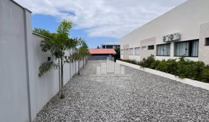 Apartamento à venda na Rua Barra Velha, Praia do Ervino, São Francisco do Sul por R$ 650.000
