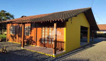 Casa com 5 quartos à venda na Av Caramuru, 779, sn, Praia do Ervino, São Francisco do Sul por R$ 480.000