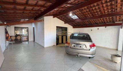 Casa com 3 quartos à venda, 122 m² por R$ 620.000 - Parque Industrial - São José dos Campos/SP