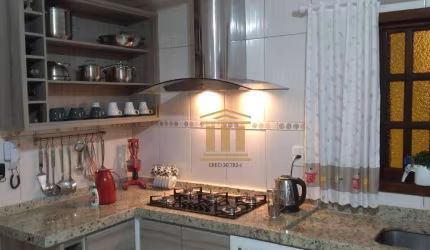 Casa com 3 quartos à venda, 223 m² por R$ 745.000 - Loteamento Residencial Vista Linda - São José dos Campos/SP