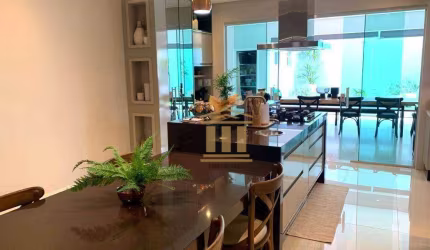 Casa térrea com 5 quartos, todos suites à venda, 379 m² por R$ 3.195.000 - Cidade Vista Verde - São José dos Campos/SP