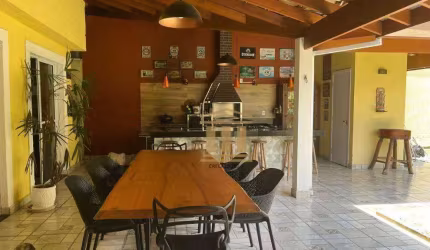 Casa com 3 dormitórios à venda, 175 m² por R$ 1.378.000,00 - Villa Branca - Jacareí/SP
