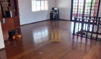 Casa com 5 dormitórios à venda, 400 m² por R$ 850.000,00 - Jardim Colonial - São José dos Campos/SP