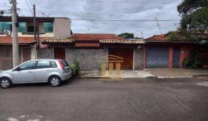Casa Térrea 3 Dormitórios 1 Suíte - Bosque dos Eucaliptos