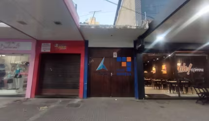 Casa  comercial com 4 dormitórios para alugar, 240 m² por R$ 8.767/mês - Centro - Governador Valadares/MG