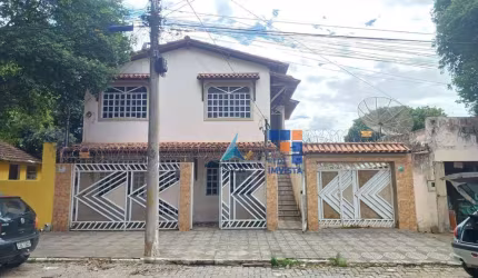 Casa com 3 dormitórios à venda, 166 m² por R$ 650.000 - São Raimundo - Governador Valadares/MG