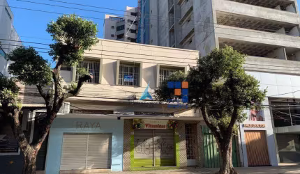 Apartamento com 3 dormitórios para alugar, 79 m² por R$ 1.391,31/mês - Centro - Governador Valadares/MG
