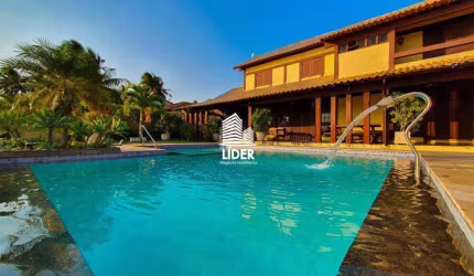 Casa com vista e acesso ao canal navegável - Cabo Frio (RJ)