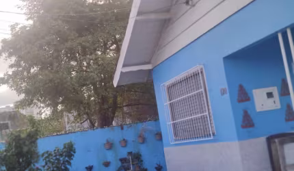 Casa localizada na praia comprida (Sao José)