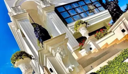 Casa Alto Padrão Mobiliada em Balneário