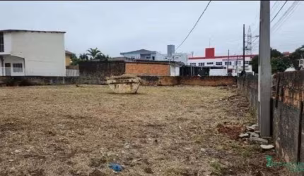 Terreno com viabilidade de 8 andares em São José-SC