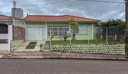 CASA A VENDA COM 4 DORMITÓRIOS, SUITE E EDICULA NO JARDIM ATLANTICO EM FLORIANÓPOLIS/SC
