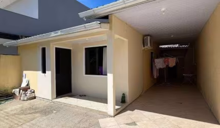 Casa 3 dormitórios com suíte