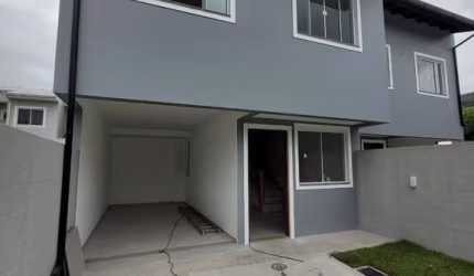 Casas Geminadas  com suíte em forquilhas
