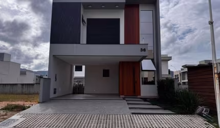 Casa em brisas condomínio parque em biguaçu
