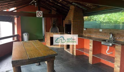 Casa em condomínio fechado!