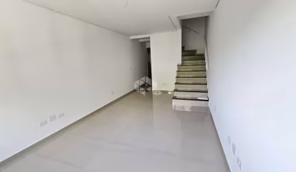 Casa com 3 quartos à venda na Rua Doutor André Peggion, 544, Jardim Regina, São Paulo por R$ 679.000