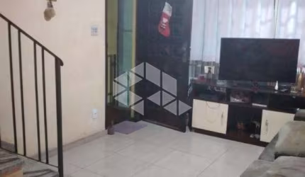 Casa com 3 quartos à venda na Rua Willis Roberto Banks, 1140, Parque Maria Domitila, São Paulo por R$ 570.000