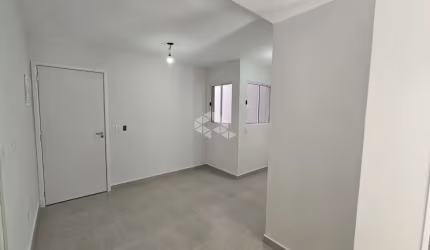 Apartamento com 2 quartos à venda na Rua Otacílio Negrão, 241, Vila Santa Edwiges, São Paulo por R$ 238.000